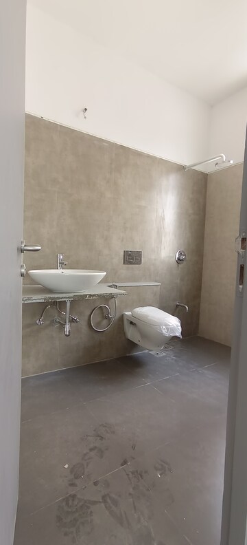 Bathroom in 4 BHK Villa at Applewood Santolina, Shela – for Rent
