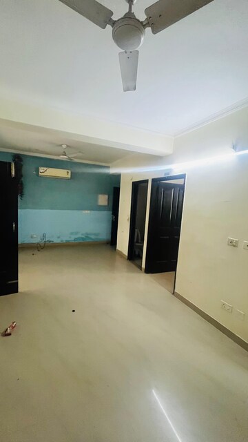 Room in 3 BHK Apartment at Maya Garden City, Lohgarh – for Sale
