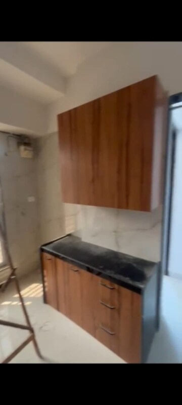 Bedroom in 2 BHK Apartment at Goregaon West – for Rent