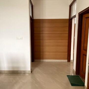 Room in 2.5 BHK Villa at Sector 23 – for Rent