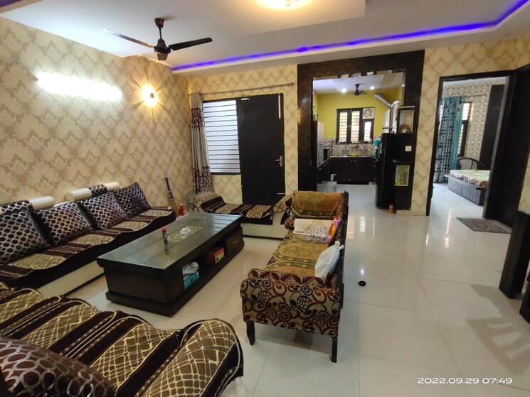Living Room, sector 42 3 Bedroom 1400 Sq.Ft. Builder Floor In Sector 42 Faridabad 8087088