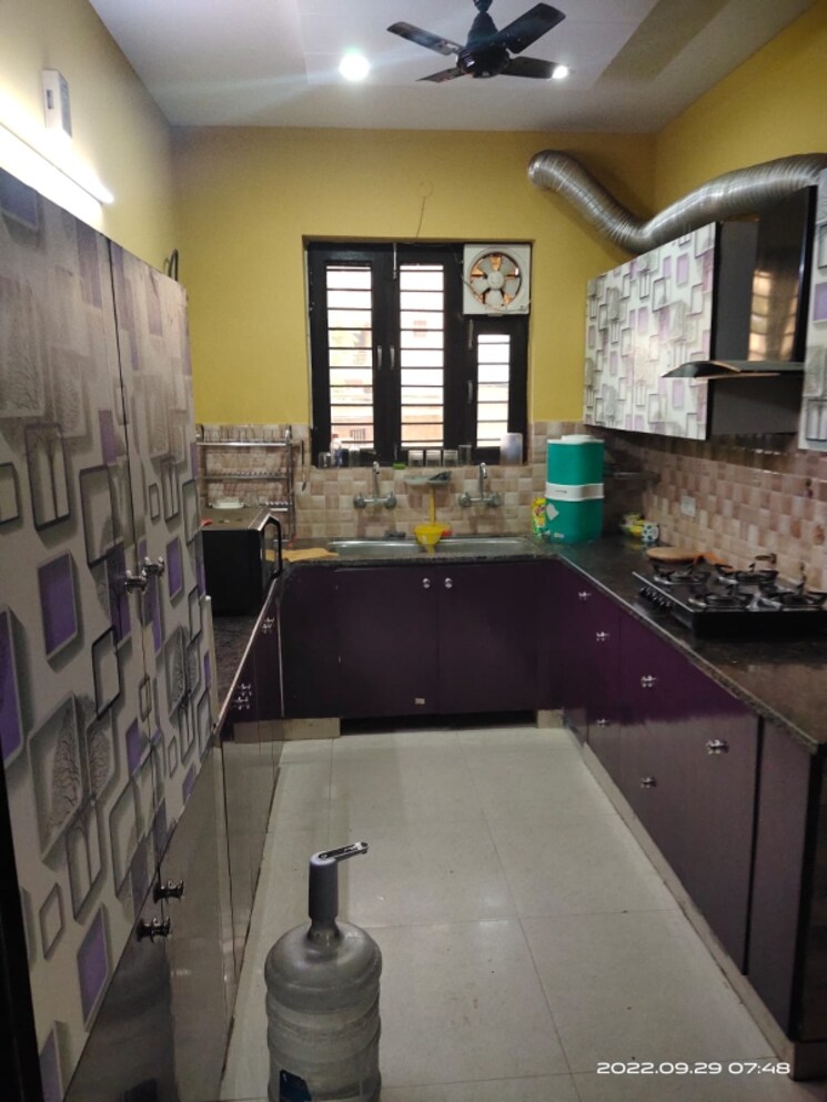 Kitchen, sector 42 3 Bedroom 1400 Sq.Ft. Builder Floor In Sector 42 Faridabad 8087088