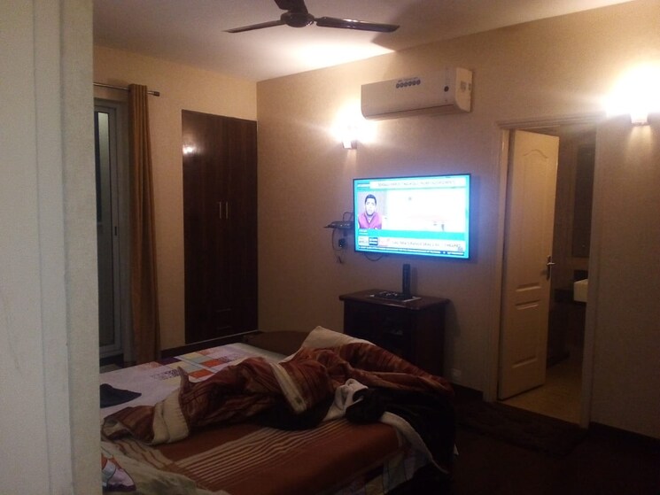 Living Room, bestech-park-view-spa-next 3.5 Bedroom 1965 Sq.Ft. Apartment In Sector 67 Gurgaon 8091334