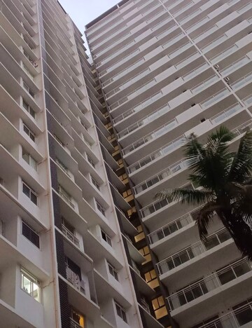 Staircase in 2 BHK Apartment at Sugee Atharva, Prabhadevi – for Rent
