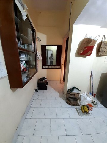 Parking in 1 BHK Apartment at Colaba – for Rent