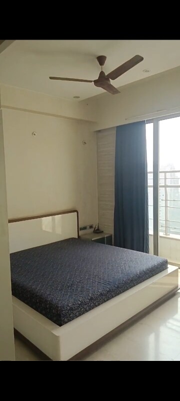 Bedroom in 2 BHK Apartment at Bhavya Supreme Annexe, Parel – for Rent