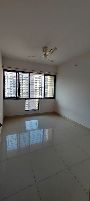 Room in 2 BHK Apartment at Nanded City Asawari, Nanded – for Rent