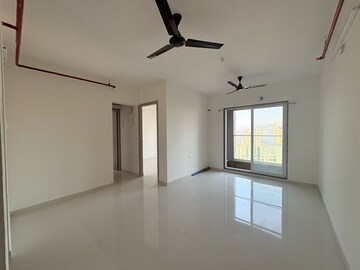 Room in 2 BHK Apartment at Ashar Axis, Subhash Nagar – for Rent