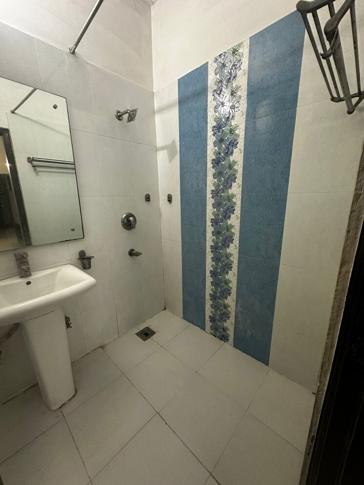 Bathroom, ambience-caitriona 4 Bedroom 7000 Sq.Ft. Apartment In Sector 24 Gurgaon 8091513