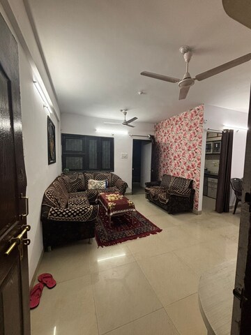 Living Room in 4 BHK Apartment at Ab Road – for Rent