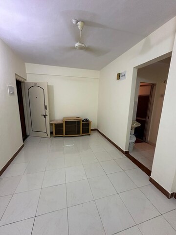 Room in 1 BHK Apartment at Aashirwad CHS, Ghansoli – for Sale