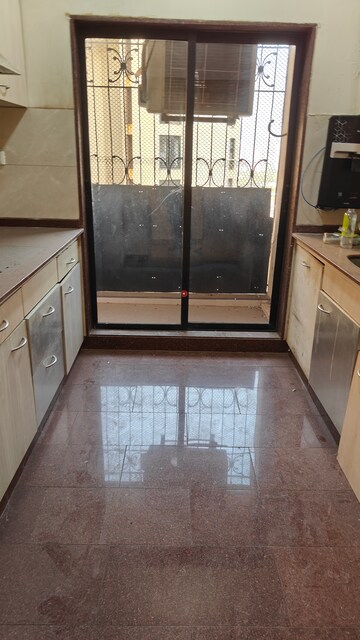Kitchen in 3.5 BHK Apartment at Windermere CHS Andheri West, Andheri West – for Sale