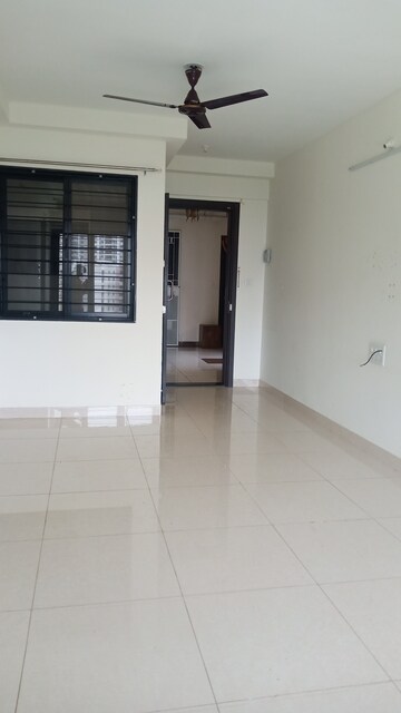 Room in 2.5 BHK Apartment at Magarpatta Nanded City Sargam, Sinhagad – for Rent