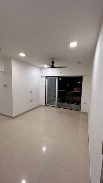 Room in 2 BHK Apartment at Sk Imperial Heights, Mira Road – for Sale