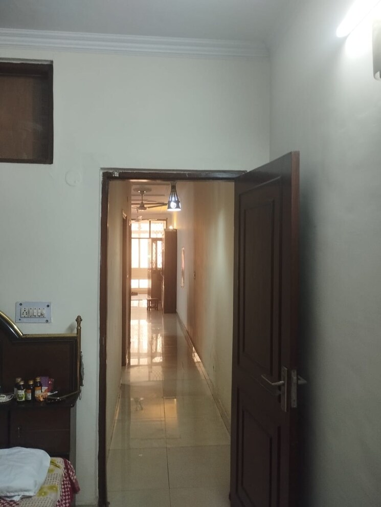 Other, lajpat nagar ii 2 Bedroom 900 Sq.Ft. Builder Floor In Lajpat Nagar ii Delhi 8091592