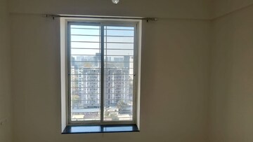 Room in 2 BHK Apartment at Tathawade – for Rent