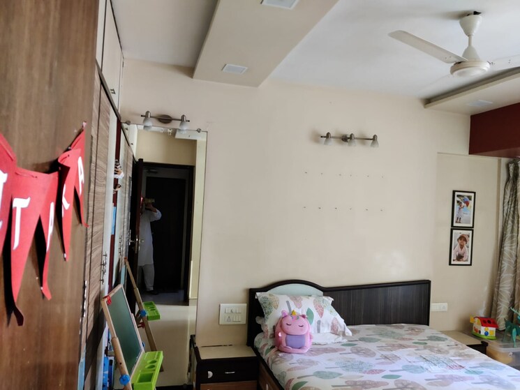 Master Bedroom, mayfair-housing-gardens-2 3 Bedroom 1720 Sq.Ft. Apartment In Andheri West Mumbai 8091610