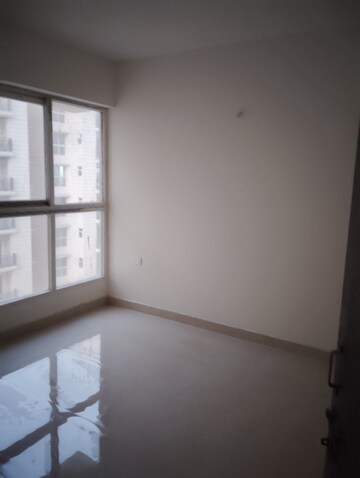 Room in 2 BHK Apartment at Signature Global Proxima Phase 2, Sector 89 – for Rent
