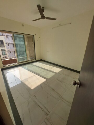 Room in 3 BHK Apartment at Seawoods – for Sale