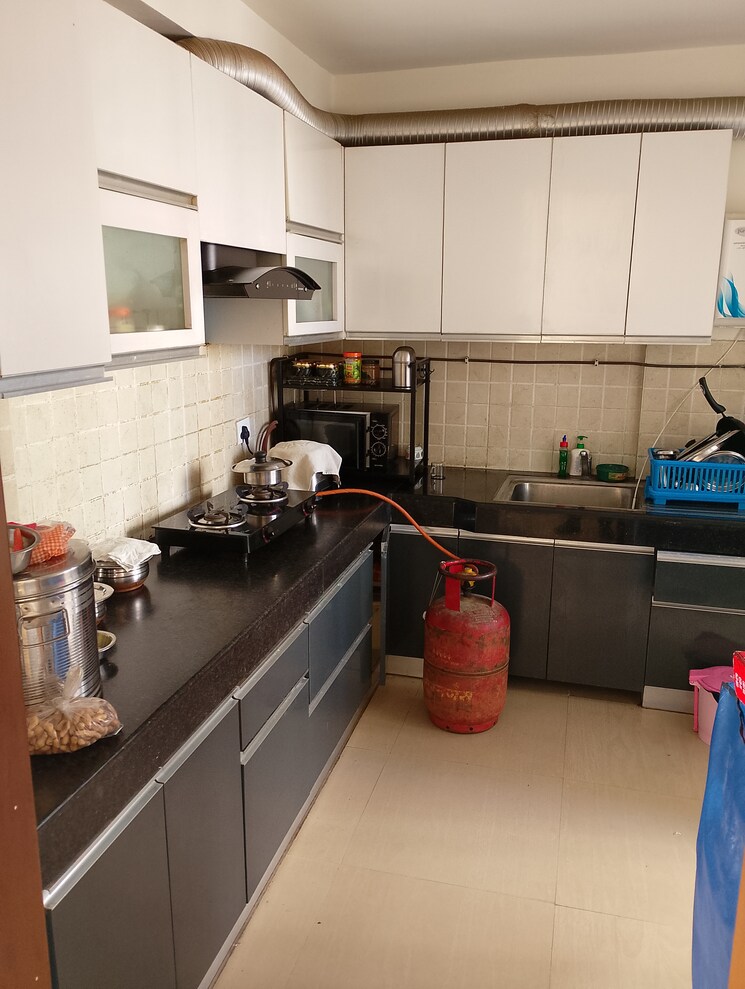 Kitchen, ramprastha-city-the-edge-towers 3 Bedroom 1770 Sq.Ft. Apartment In Sector 37d Gurgaon 8091651