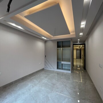 Room in 4 BHK Builder Floor at Chattarpur – for Sale