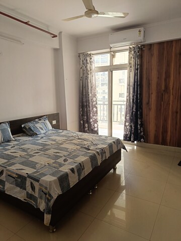 Bedroom in 4 BHK Apartment at Futec Gateway, Sector 75 – for Rent