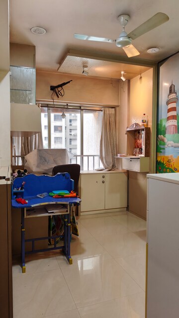 Master Bedroom in 2.5 BHK Apartment at Gundecha Symphony, Andheri West – for Rent