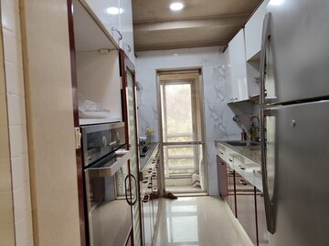 Staircase in 2.5 BHK Apartment at Gundecha Symphony, Andheri West – for Rent