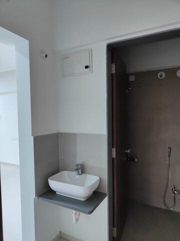 Room in 2 BHK Apartment at Divine Palm Springs, Wakad – for Rent