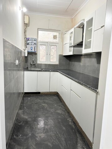 Kitchen in 3.5 BHK Apartment at New Sathi Apartment, Sector 54 – for Sale