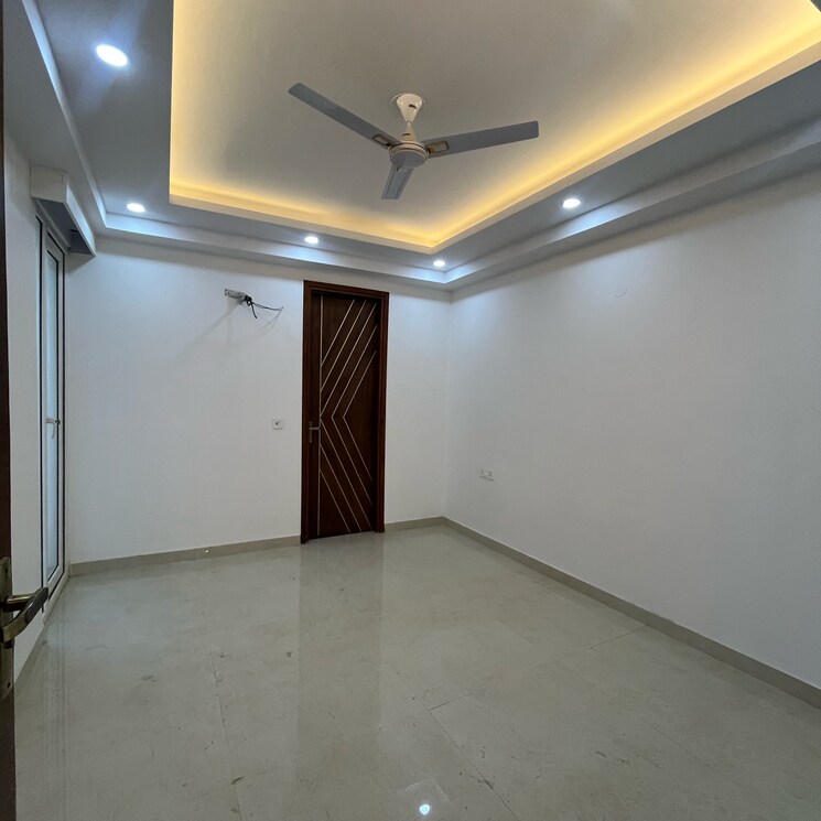 Room, palm-residency-chhatarpur 4 Bedroom 2000 Sq.Ft. Builder Floor In Rajpur Khurd Extension Delhi 8091750