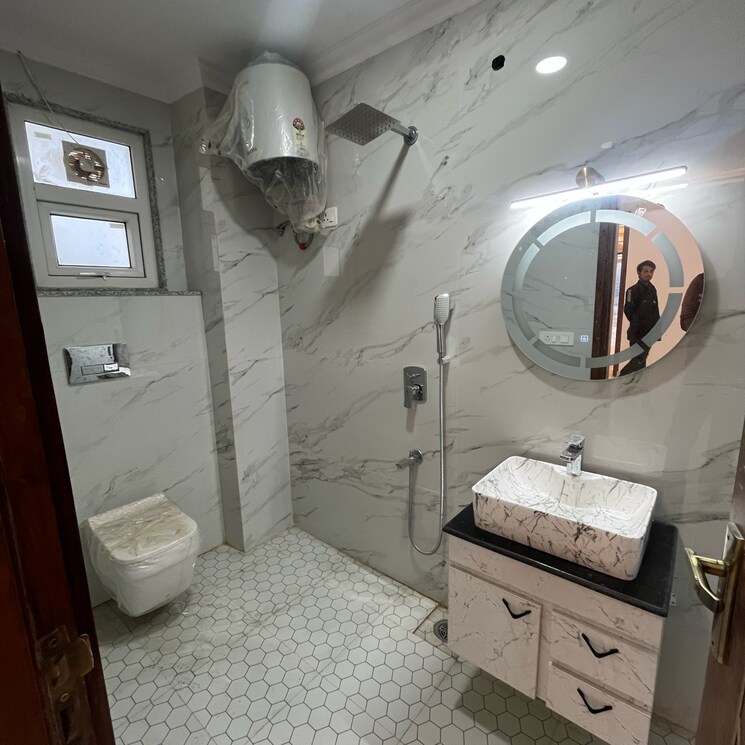  Parking, palm-residency-chhatarpur 4 Bedroom 2000 Sq.Ft. Builder Floor In Rajpur Khurd Extension Delhi 8091750