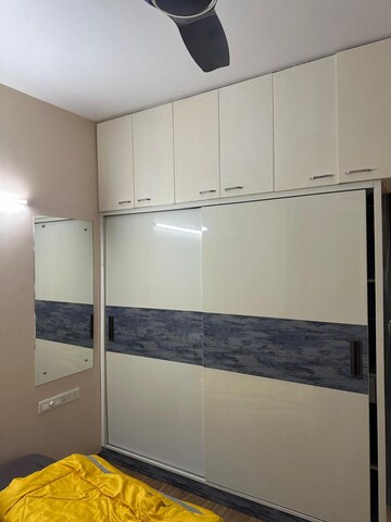 Furnished Amenities in 2 BHK Apartment at Prestige Misty Waters, Hebbal – for Rent