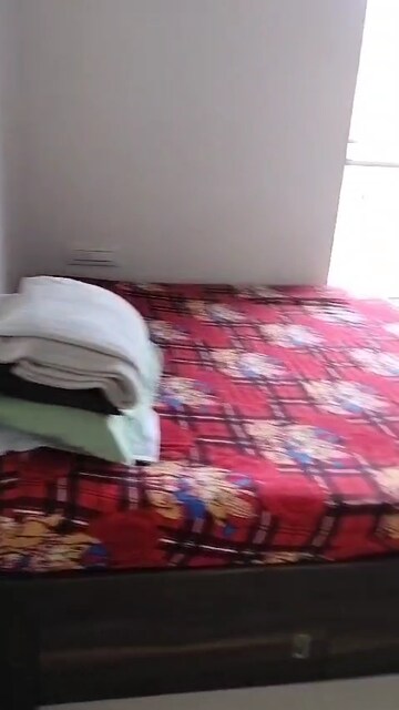 Bedroom in 2 BHK Apartment at Hubtown Hill Crest, Andheri East – for Rent