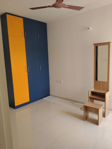 Room in 2 BHK Apartment at Casagrand Lorenza, Kogilu – for Rent