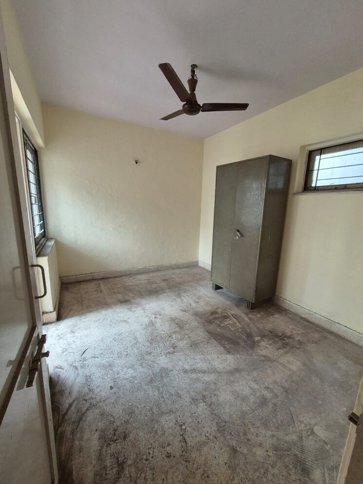 Room, vasant-vihar-complex 1 Bedroom 650 Sq.Ft. Apartment In Pokhran Road No Two Thane 8091818