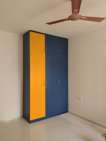 Room in 2 BHK Apartment at Casagrand Lorenza, Kogilu – for Rent