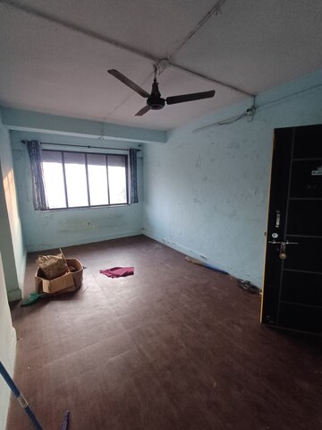 Room in 1 BHK Apartment at Jogeshwari East – for Rent