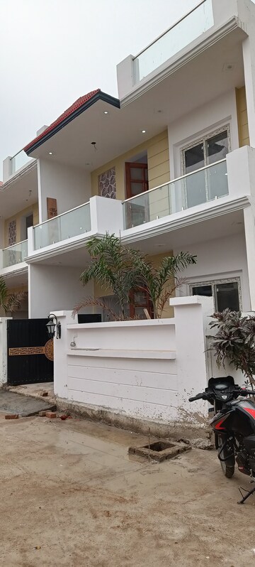 3 BHK Villa For Sale in Anora Kala