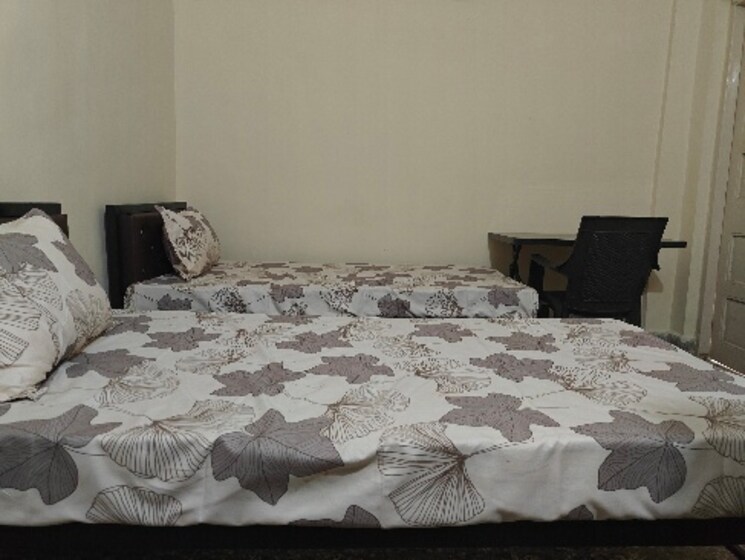 Room, nerul Pg For Boys & Girls In Nerul 8091895