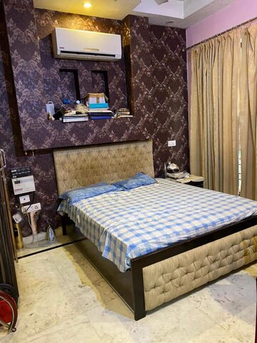 Bedroom in 4 BHK Apartment at DLF Privana South, Sector 76 – for Sale