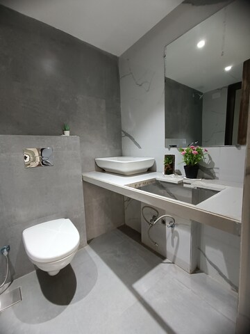 Team Area in 2 BHK Apartment at Hubtown Seasons, Chembur – for Rent