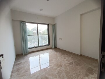 Room in 2 BHK Apartment at Hubtown Seasons, Chembur – for Rent