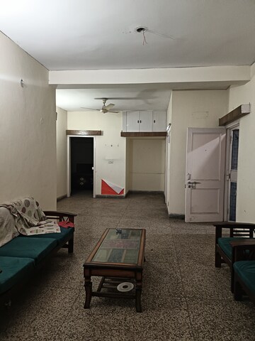 Kitchen in 2 BHK Apartment at Arun Vihar, Sector 29 – for Rent