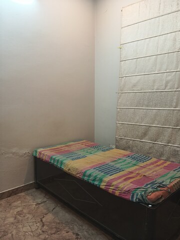 Bedroom in 1.5 BHK Villa at Harshit Home, Deva Road – for Rent