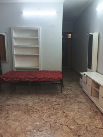Bedroom in 1.5 BHK Villa at Harshit Home, Deva Road – for Rent