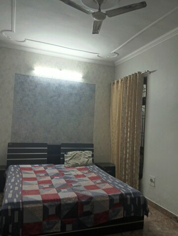 Bedroom in 1.5 BHK Villa at Harshit Home, Deva Road – for Rent