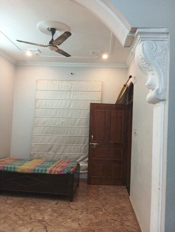 Bedroom in 1.5 BHK Villa at Harshit Home, Deva Road – for Rent