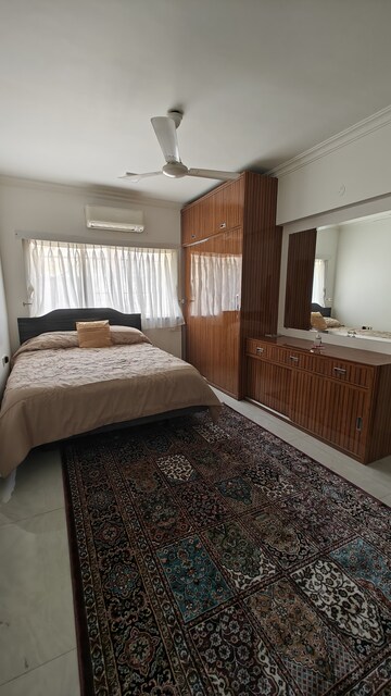 Bedroom in 2 BHK Apartment at Shiv Parvati Apartments Andheri, Andheri West – for Sale