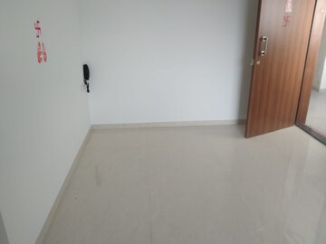 Room in 2 BHK Apartment at Venkatesh Graffiti, Keshav Nagar – for Rent